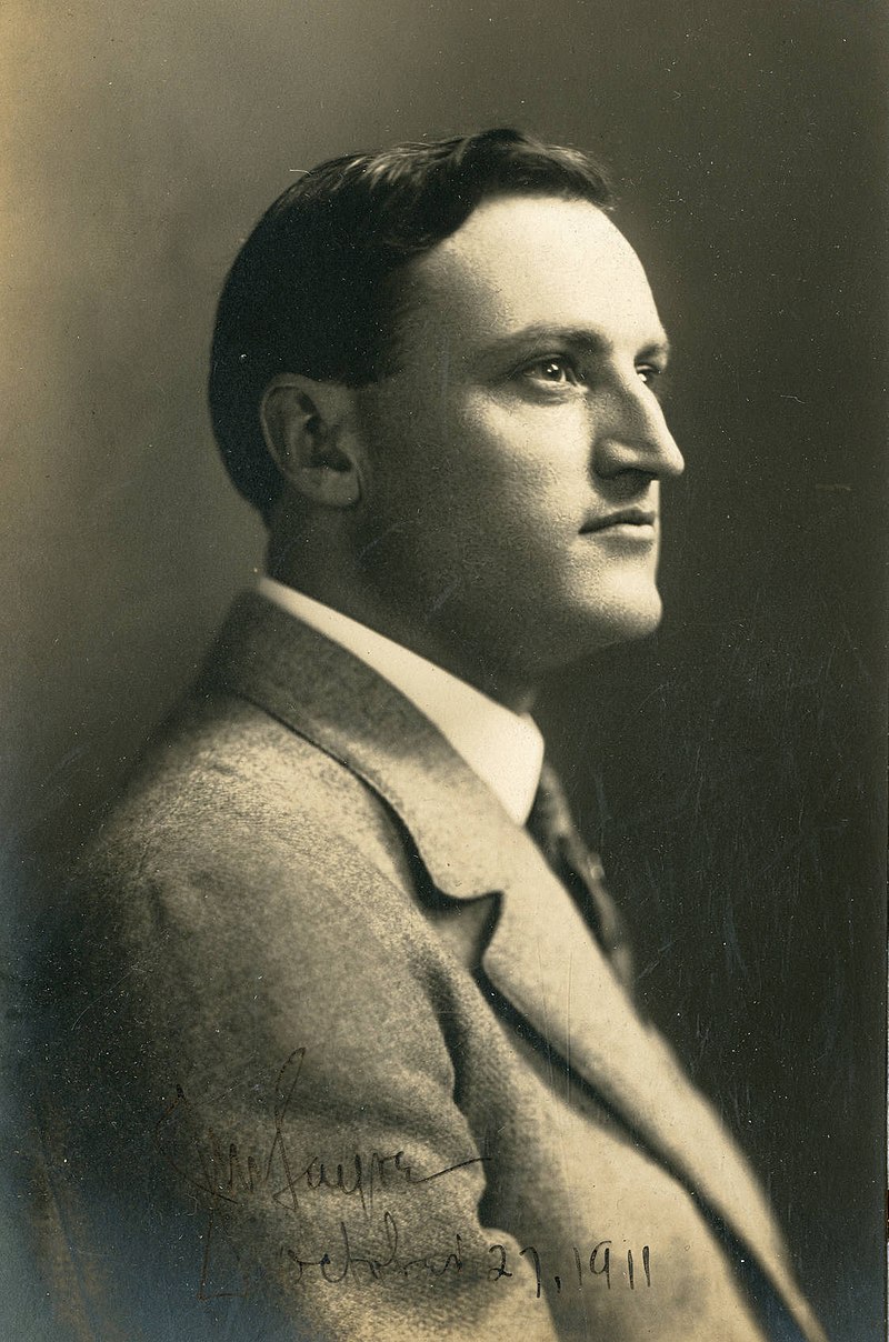 Sayre J. Willis (w2476)